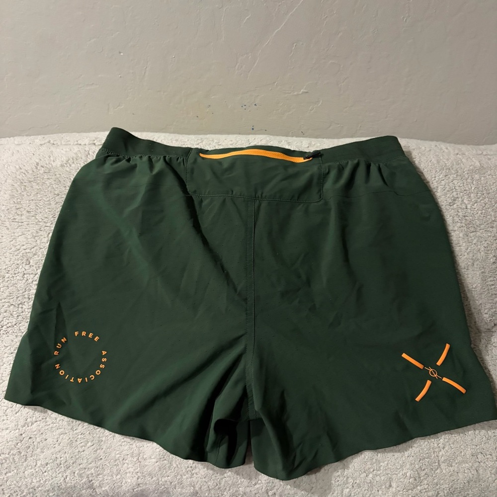 Ten thousand distance far shorts 5” inch with brief liner - Picture 3 of 4